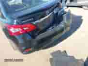 2017 Nissan Sentra SR с VIN 3N1AB7AP6HY254173, выставлен на аукционе IAAI как лот 43342754 с пробегом 84 746 миль миль и . История ставок и продаж доступна на DreamBid. Изображение 6.