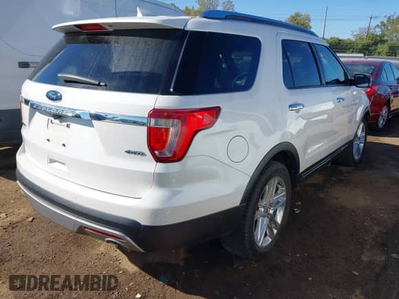 2017 Ford Explorer Limited z VIN 1FM5K8F86HGD38044, wystawiony jako IAAI lot #43442307 z przebiegiem 93 080 mil mil oraz . Historia ofert i sprzedaży dostępna na DreamBid. Obrazek 4.