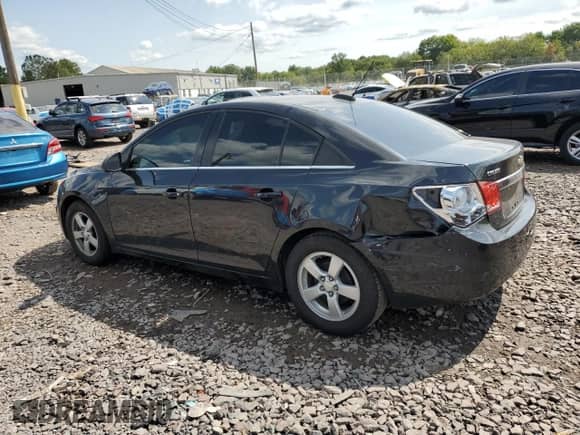 2016 Chevrolet Cruze LT z VIN 1G1PE5SB2G7145255, wystawiony jako Copart lot #72001555 z przebiegiem 134 675 mil mil oraz Szkoda całkowita • Salvage title. Historia ofert i sprzedaży dostępna na DreamBid. Obrazek 2.