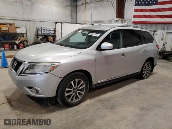 2013 Nissan Pathfinder S with VIN 5N1AR2MNXDC658727, listed as a Copart auction lot 89555925 with 175,215 mi miles and Clean title. Bid and sale history available at DreamBid. Image 1.