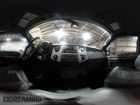 2011 Ford F-250 XL с VIN 1FTBF2A62BEB48453, выставлен на аукционе IAAI как лот 41513048 с пробегом 271 145 миль миль и . История ставок и продаж доступна на DreamBid. Изображение 18.