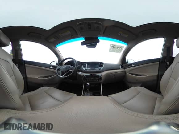 2018 Hyundai Tucson Value с VIN KM8J3CA2XJU646262, выставлен на аукционе IAAI как лот 41955929 с пробегом Не указан миль и . История ставок и продаж доступна на DreamBid. Изображение 21.