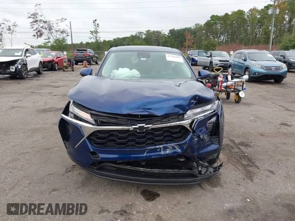 2024 Chevrolet Trax LS with VIN KL77LFE21RC136231, listed as a IAAI auction lot 43346959 with 9,395 mi miles and . Bid and sale history available at DreamBid. Image 12.