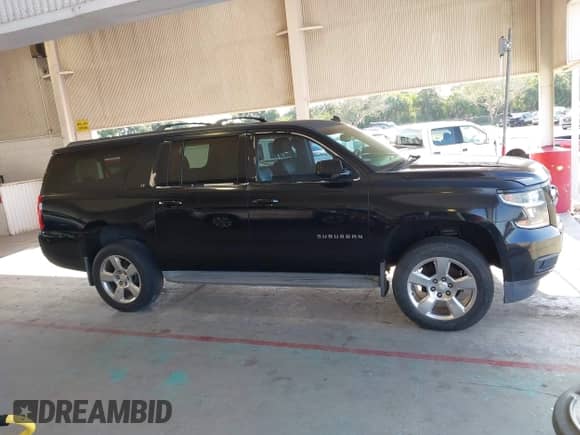 2015 Chevrolet Suburban LT с VIN 1GNSKJKC7FR199544, выставлен на аукционе IAAI как лот 42801309 с пробегом 219 219 миль миль и . История ставок и продаж доступна на DreamBid. Изображение 13.