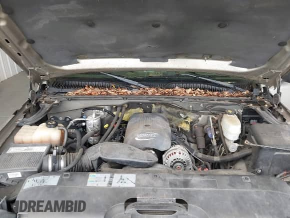 2003 Chevrolet Silverado 2500HD LT with VIN 1GCHK29U03E227520, listed as a IAAI auction lot 43430690 with 169,751 mi miles and . Bid and sale history available at DreamBid. Image 10.