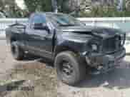 2002 Dodge RAM z VIN 1D3HU16Z52J191728, wystawiony jako Copart lot #44637075 z przebiegiem 290 510 mil mil oraz Szkoda całkowita • Salvage title. Historia ofert i sprzedaży dostępna na DreamBid. Obrazek 4.