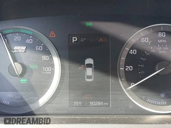 2017 Hyundai Sonata Limited с VIN KMHE54L28HA063330, выставлен на аукционе IAAI как лот 43429142 с пробегом 90 284 миль миль и . История ставок и продаж доступна на DreamBid. Изображение 16.