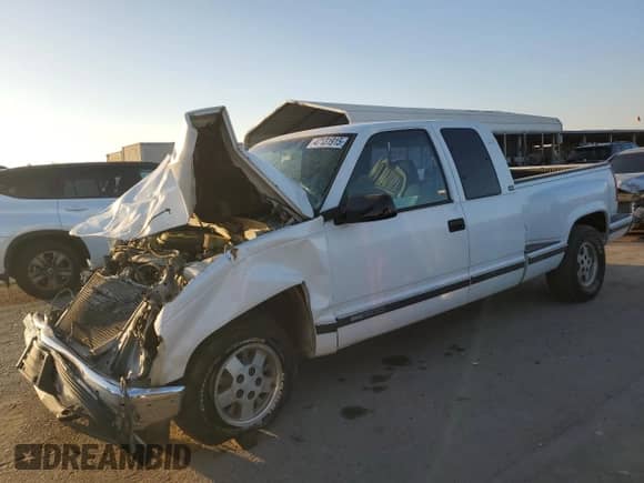 1995 GMC Sierra 1500 z VIN 2GTEC19K1S1516317, wystawiony jako Copart lot #47131915 z przebiegiem 179 373 mil mil oraz Nie do naprawy • Non repairable. Historia ofert i sprzedaży dostępna na DreamBid. Obrazek 1.