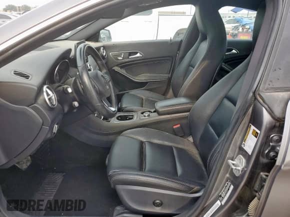 2018 Mercedes-Benz CLA 250 с VIN WDDSJ4EB8JN527222, выставлен на аукционе Copart как лот 51332575 с пробегом 73 759 миль миль и Списание • Salvage title. История ставок и продаж доступна на DreamBid. Изображение 7.