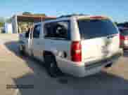 2013 Chevrolet Suburban LTZ z VIN 1GNSCKE02DR107533, wystawiony jako IAAI lot #41990318 z przebiegiem 228 846 mil mil oraz . Historia ofert i sprzedaży dostępna na DreamBid. Obrazek 3.