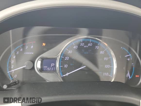 2013 Toyota Sienna XLE AAS с VIN 5TDYK3DC6DS356524, выставлен на аукционе Copart как лот 81346735 с пробегом 119 237 миль миль и Списание • Salvage title. История ставок и продаж доступна на DreamBid. Изображение 9.