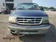 2003 Ford F-150 XL z VIN 2FTRF18263CA33194, wystawiony jako Copart lot #66772775 z przebiegiem Nie podano mil oraz Czysty tytuł • Clean title. Historia ofert i sprzedaży dostępna na DreamBid. Obrazek 5.