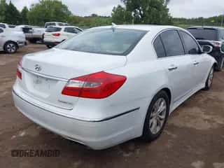 2012 Hyundai Genesis 3.8L z VIN KMHGC4DD7CU176773, wystawiony jako IAAI lot #43155991 z przebiegiem 228 852 mil mil oraz . Historia ofert i sprzedaży dostępna na DreamBid. Obrazek 4.