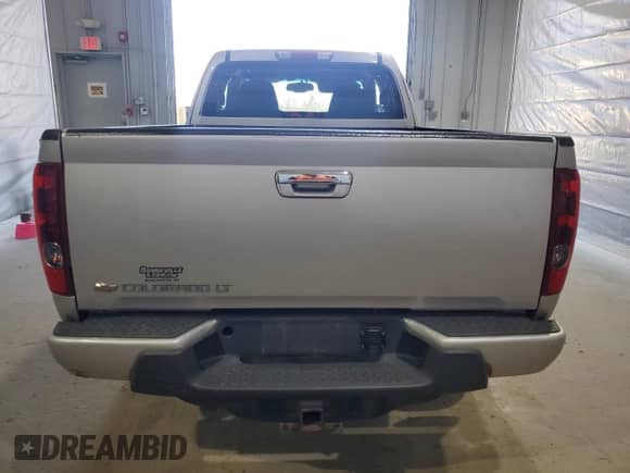 2010 Chevrolet Colorado 1LT with VIN 1GCKTCDE8A8126679, listed as a Copart auction lot 54188155 with 117,133 mi miles and Clean title. Bid and sale history available at DreamBid. Image 6.