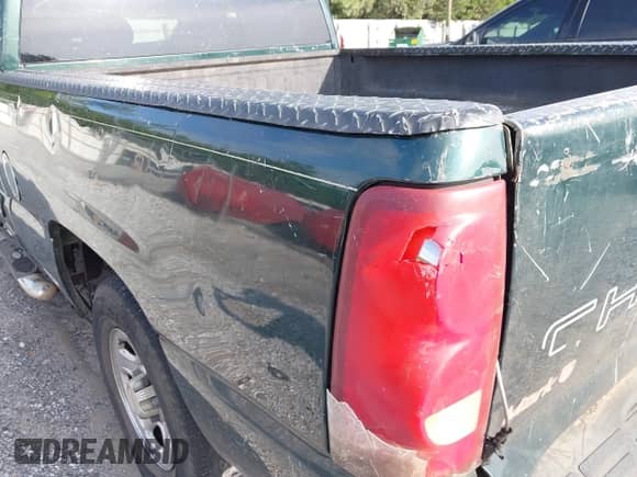2003 Chevrolet Silverado 1500 LS с VIN 1GCEC19V03Z316998, выставлен на аукционе IAAI как лот 42436057 с пробегом 237 797 миль миль и . История ставок и продаж доступна на DreamBid. Изображение 12.