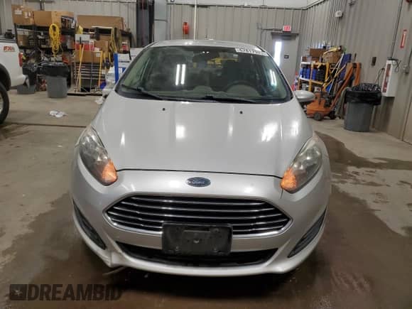 2014 Ford Fiesta SE с VIN 3FADP4BJ1EM190668, выставлен на аукционе Copart как лот 67817925 с пробегом 97 056 миль миль и Чистый • Clean title. История ставок и продаж доступна на DreamBid. Изображение 5.
