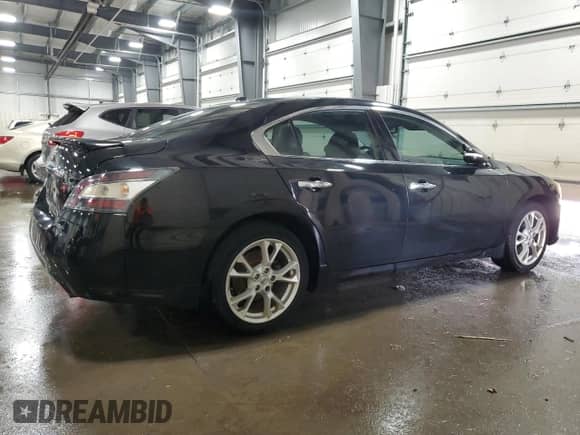 2014 Nissan Maxima SV z VIN 1N4AA5AP4EC489640, wystawiony jako Copart lot #66368125 z przebiegiem 106 828 mil mil oraz Szkoda całkowita • Salvage title. Historia ofert i sprzedaży dostępna na DreamBid. Obrazek 3.