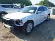 2013 Chrysler 300 C z VIN 2C3CCAKT8DH505338, wystawiony jako IAAI lot #42399191 z przebiegiem 226 118 mil mil oraz . Historia ofert i sprzedaży dostępna na DreamBid. Obrazek 20.