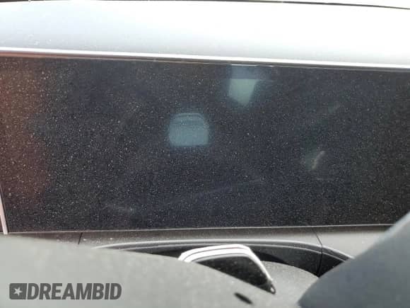 2024 Hyundai Santa Fe SEL z VIN 5NMP2DG18RH005698, wystawiony jako Copart lot #68879535 z przebiegiem Nie podano mil oraz Szkoda całkowita • Salvage title. Historia ofert i sprzedaży dostępna na DreamBid. Obrazek 9.