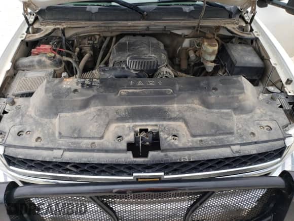 2014 Chevrolet Silverado 3500HD Work Truck z VIN 1GC3KZCG3EF176291, wystawiony jako Copart lot #88998545 z przebiegiem 139 783 mil mil oraz Czysty tytuł • Clean title. Historia ofert i sprzedaży dostępna na DreamBid. Obrazek 11.