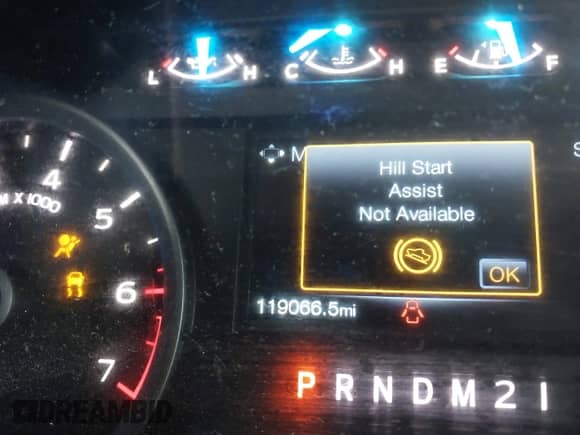 2017 Ford F-150 XL z VIN 1FTFX1EF0HKC68121, wystawiony jako IAAI lot #42057445 z przebiegiem 119 066 mil mil oraz . Historia ofert i sprzedaży dostępna na DreamBid. Obrazek 15.