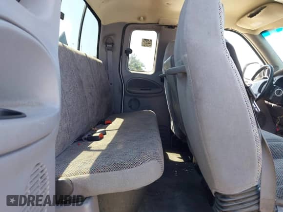 2000 Dodge 2500 с VIN 1B7KC2361YJ148871, выставлен на аукционе IAAI как лот 42182630 с пробегом Не указан миль и . История ставок и продаж доступна на DreamBid. Изображение 8.