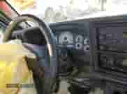 2003 Chevrolet Silverado SS с VIN 2GCEK19N731383335, выставлен на аукционе Copart как лот 46170375 с пробегом Не указан миль и Списание • Salvage title. История ставок и продаж доступна на DreamBid. Изображение 9.