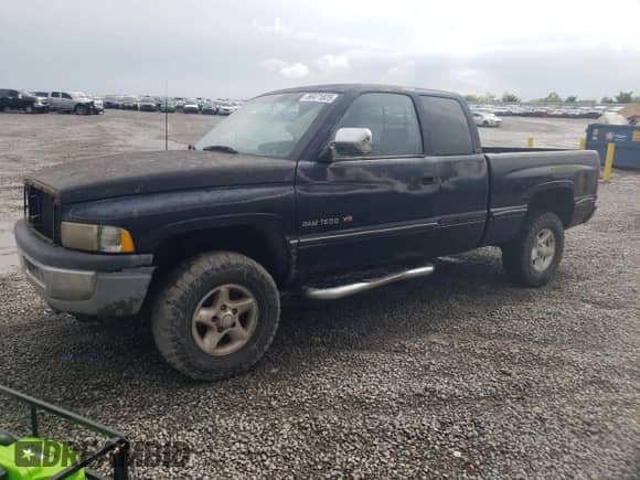 1997 Dodge 1500 with VIN 3B7HF13Y2VG707564, listed as a Copart auction lot 56471825 with 305,015 mi miles and Salvage title. Bid and sale history available at DreamBid. Image 1.