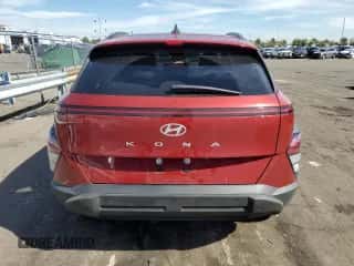 2024 Hyundai Kona SEL с VIN KM8HC3AB5RU106134, выставлен на аукционе Copart как лот 68766334 с пробегом 9 327 миль миль и Чистый • Clean title. История ставок и продаж доступна на DreamBid. Изображение 6.