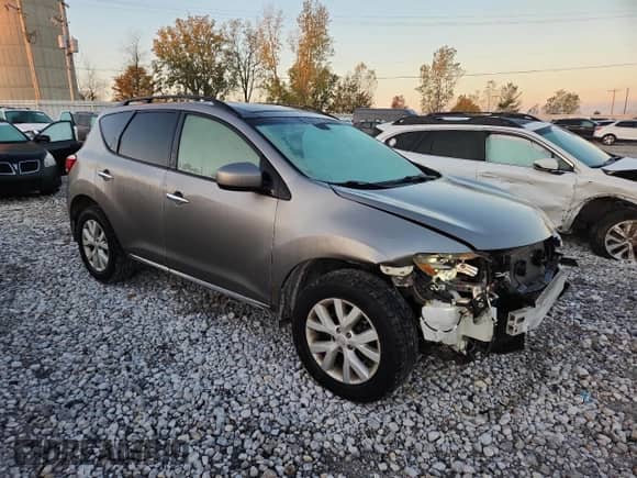 2012 Nissan Murano S z VIN JN8AZ1MW5CW228113, wystawiony jako Copart lot #90268515 z przebiegiem 176 560 mil mil oraz Czysty tytuł • Clean title. Historia ofert i sprzedaży dostępna na DreamBid. Obrazek 4.