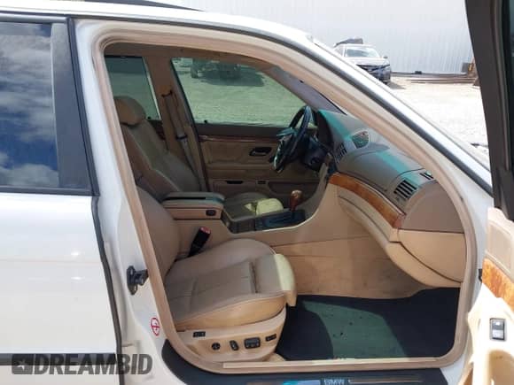 2001 BMW 7 Series 740i with VIN WBAGG83431DN88796, listed as a IAAI auction lot 43036824 with Not provided miles and . Bid and sale history available at DreamBid. Image 5.
