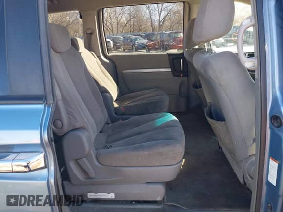 2007 Hyundai Entourage GLS с VIN KNDMC233776038102, выставлен на аукционе IAAI как лот 41511392 с пробегом 168 272 миль миль и . История ставок и продаж доступна на DreamBid. Изображение 8.