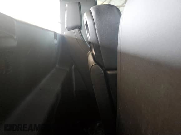 2025 Chevrolet Silverado 2500HD Work Truck с VIN 1GC3KLE71SF141707, выставлен на аукционе Copart как лот 68330275 с пробегом 21 574 миль миль и Списание • Salvage title. История ставок и продаж доступна на DreamBid. Изображение 10.