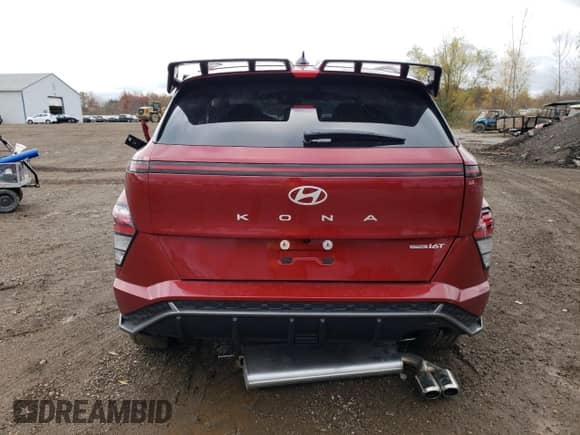 2024 Hyundai Kona N Line с VIN KM8HACA34RU118306, выставлен на аукционе Copart как лот 79687814 с пробегом 3 393 миль миль и Списание • Salvage title. История ставок и продаж доступна на DreamBid. Изображение 6.