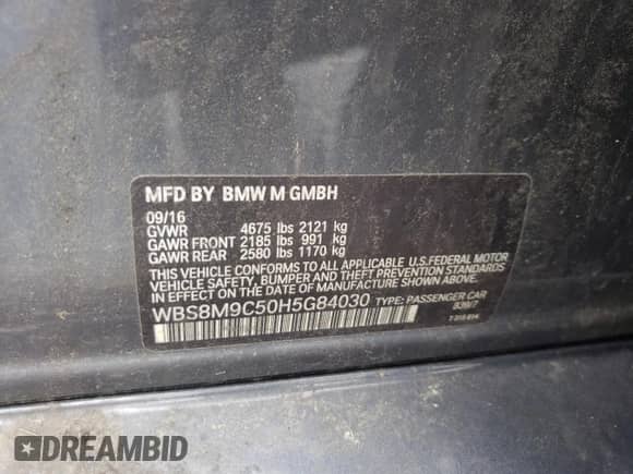 2017 BMW M3 z VIN WBS8M9C50H5G84030, wystawiony jako Copart lot #60248865 z przebiegiem 63 388 mil mil oraz Czysty tytuł • Clean title. Historia ofert i sprzedaży dostępna na DreamBid. Obrazek 12.
