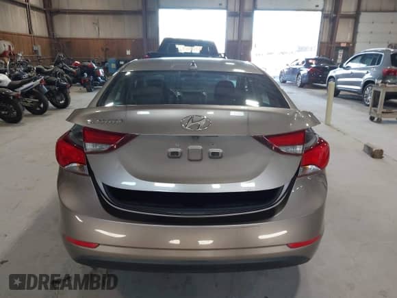 2016 Hyundai Elantra Limited с VIN 5NPDH4AE4GH772199, выставлен на аукционе IAAI как лот 43513873 с пробегом 113 751 миль миль и . История ставок и продаж доступна на DreamBid. Изображение 16.