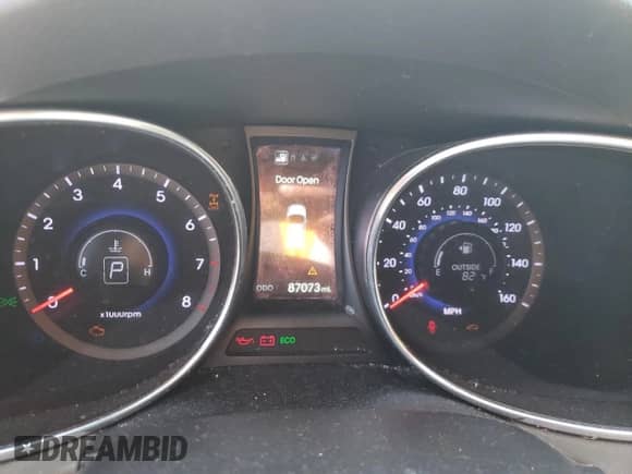 2015 Hyundai Santa Fe Limited with VIN KM8SNDHFXFU111680, listed as a Copart auction lot 54269505 with 87,073 mi miles and Clean title. Bid and sale history available at DreamBid. Image 9.