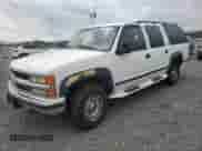 1997 Chevrolet Suburban with VIN 3GNGK26J1VG140914, listed as a Copart auction lot 76651774 with 245,981 mi miles and Salvage title. Bid and sale history available at DreamBid. Image 1.