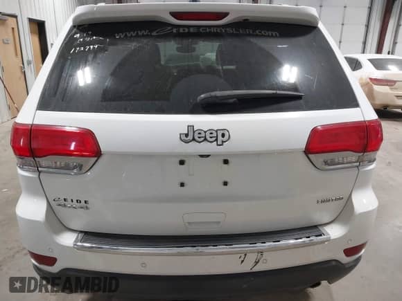 2017 Jeep Grand Cherokee Limited with VIN 1C4RJFBG4HC861354, listed as a IAAI auction lot 43308393 with 110,511 mi miles and . Bid and sale history available at DreamBid. Image 16.