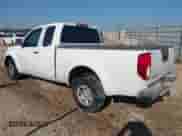 2010 Nissan Frontier SE z VIN 1N6BD0CT0AC412418, wystawiony jako IAAI lot #43257543 z przebiegiem 179 607 mil mil oraz . Historia ofert i sprzedaży dostępna na DreamBid. Obrazek 3.