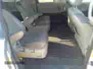 2014 Toyota Sienna XLE с VIN 5TDYK3DC3ES491381, выставлен на аукционе IAAI как лот 41803362 с пробегом 253 940 миль миль и . История ставок и продаж доступна на DreamBid. Изображение 8.