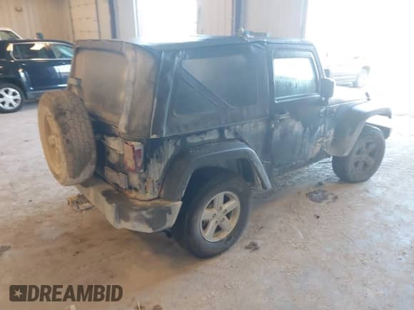 2007 Jeep Wrangler X с VIN 1J4FA24147L172413, выставлен на аукционе IAAI как лот 43422383 с пробегом 194 018 миль миль и . История ставок и продаж доступна на DreamBid. Изображение 4.