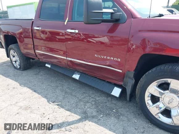 2014 Chevrolet Silverado 1500 LTZ z VIN 3GCUKSEJ0EG279669, wystawiony jako IAAI lot #42392561 z przebiegiem 77 128 mil mil oraz . Historia ofert i sprzedaży dostępna na DreamBid. Obrazek 6.