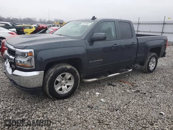 2018 Chevrolet Silverado 1500 LT z VIN 1GCVKREC2JZ140099, wystawiony jako Copart lot #78319043 z przebiegiem 155 207 mil mil oraz Szkoda całkowita • Salvage title. Historia ofert i sprzedaży dostępna na DreamBid. Obrazek 1.
