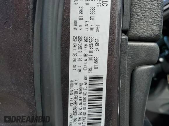 2017 Jeep Grand Cherokee Limited с VIN 1C4RJEBGXHC752360, выставлен на аукционе Copart как лот 81833585 с пробегом 115 045 миль миль и Списание • Salvage title. История ставок и продаж доступна на DreamBid. Изображение 14.