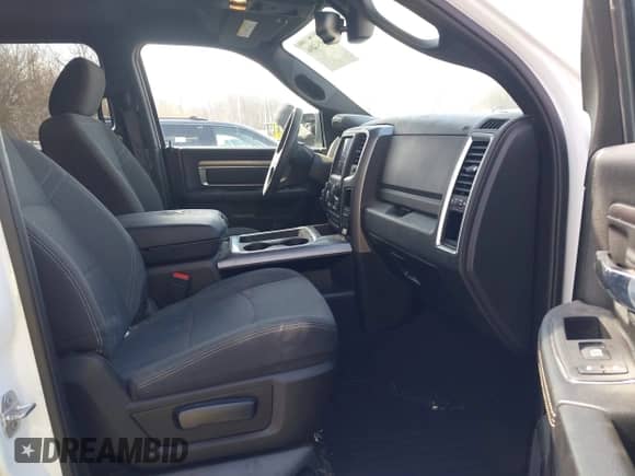 2022 Ram 1500 Warlock with VIN 1C6RR7GG6NS182380, listed as a IAAI auction lot 41954496 with 27,706 mi miles and . Bid and sale history available at DreamBid. Image 5.