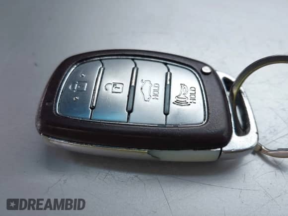 2019 Hyundai Sonata Sport с VIN 5NPE34AF0KH747949, выставлен на аукционе IAAI как лот 43144133 с пробегом 102 816 миль миль и . История ставок и продаж доступна на DreamBid. Изображение 11.