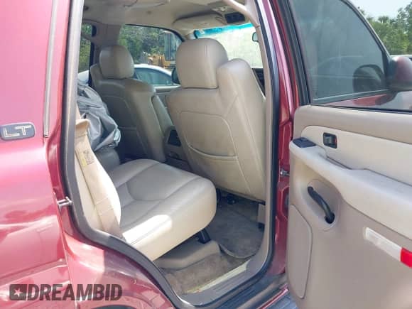 2003 Chevrolet Tahoe LT с VIN 1GNEC13Z93J234088, выставлен на аукционе IAAI как лот 42244167 с пробегом 183 070 миль миль и . История ставок и продаж доступна на DreamBid. Изображение 8.