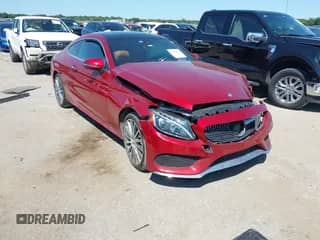 2017 Mercedes-Benz C 300 z VIN WDDWJ4JB4HF457570, wystawiony jako IAAI lot #43139256 z przebiegiem 42 197 mil mil oraz . Historia ofert i sprzedaży dostępna na DreamBid. Obrazek 1.