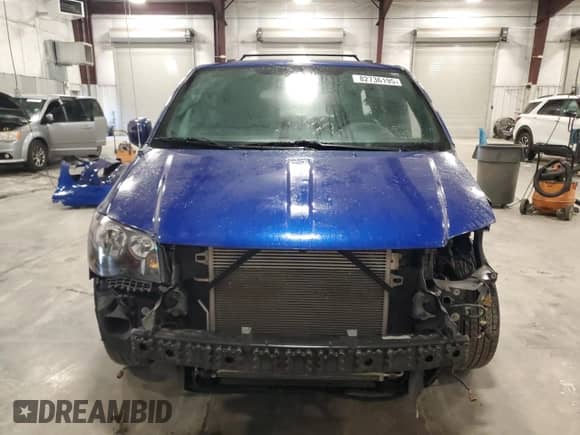 2019 Dodge Grand Caravan GT with VIN 2C4RDGEG3KR716992, listed as a Copart auction lot 82736195 with 51,364 mi miles and Salvage title. Bid and sale history available at DreamBid. Image 5.